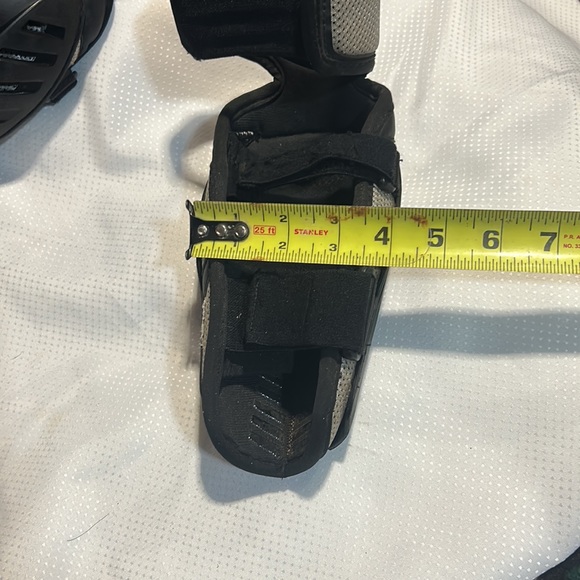 Fox Racing Elbow Protectors Titan Race S/M Motocross Dirt Bike Guards Protection - Picture 7 of 7